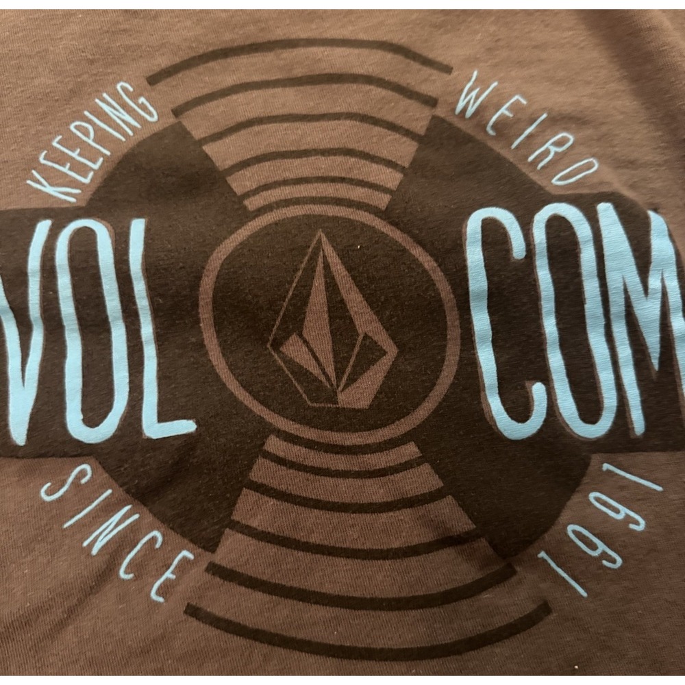 Volcom Skateboarding‎ Gray Tee Shirt  "Keeping Weird Since 1991" Size xL